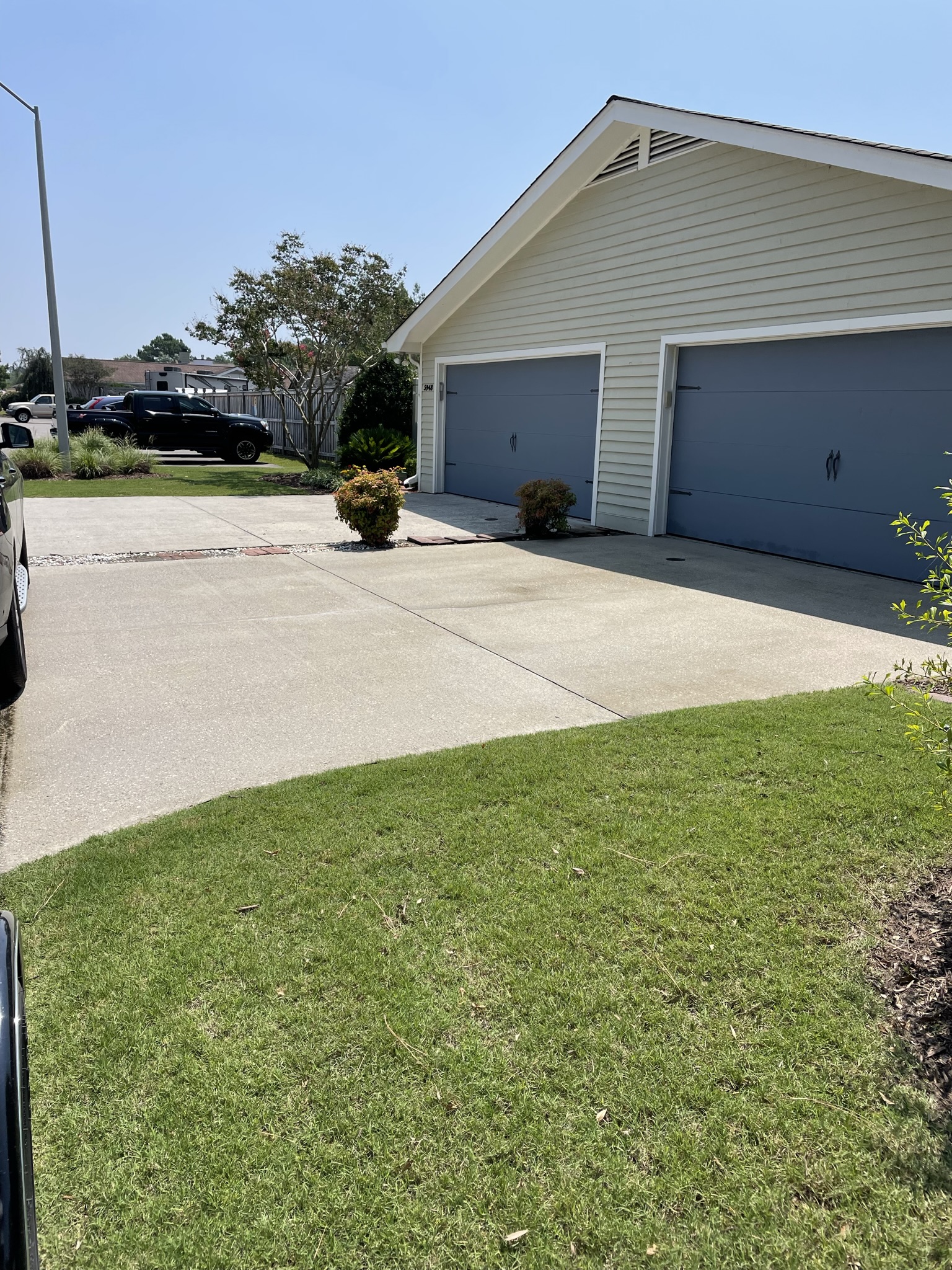 Driveways looking like new again in Wilmington North Carolina